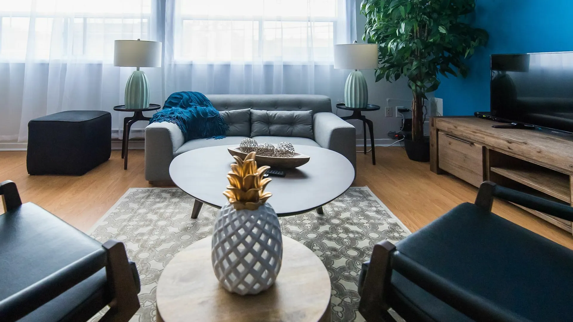 Bi-Level 3Br In Little Italy By Sonder Apartment Toronto