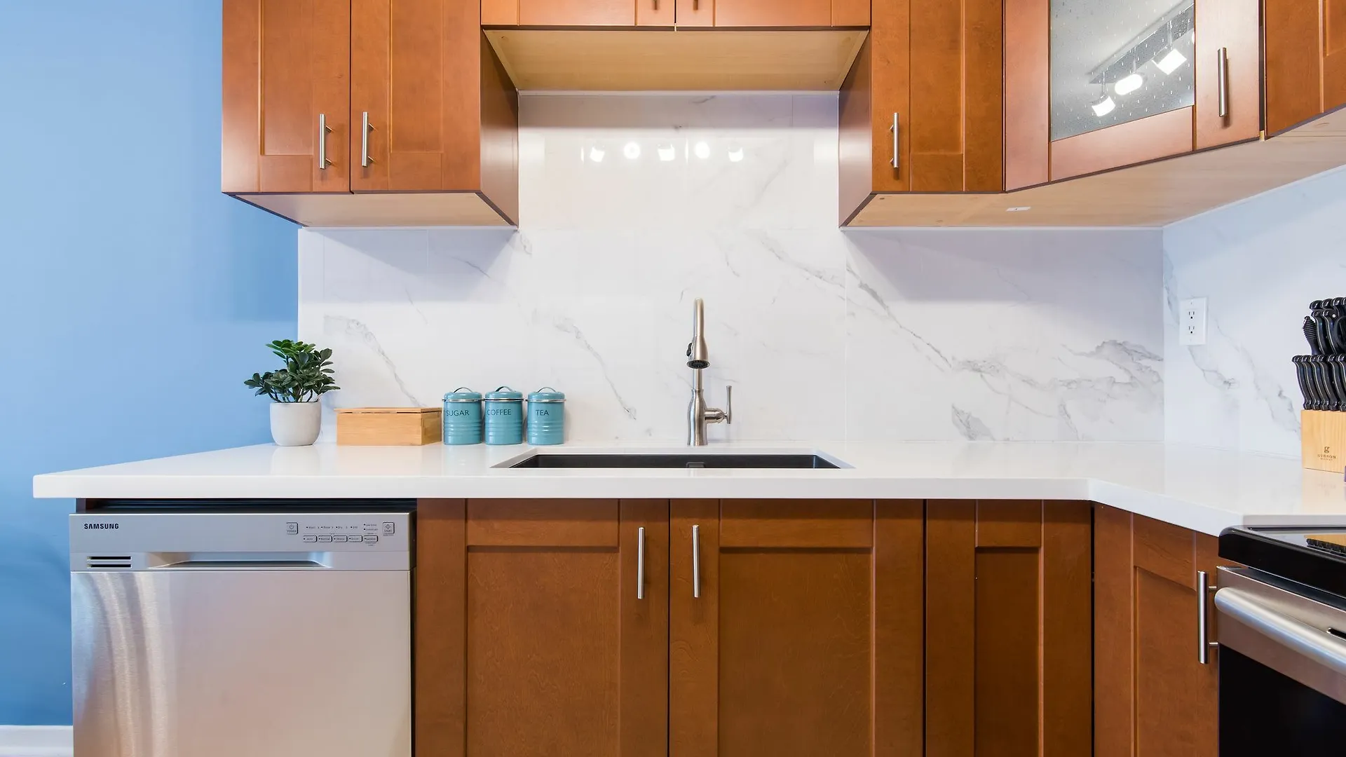 Bi-Level 3Br In Little Italy By Sonder Apartment Toronto