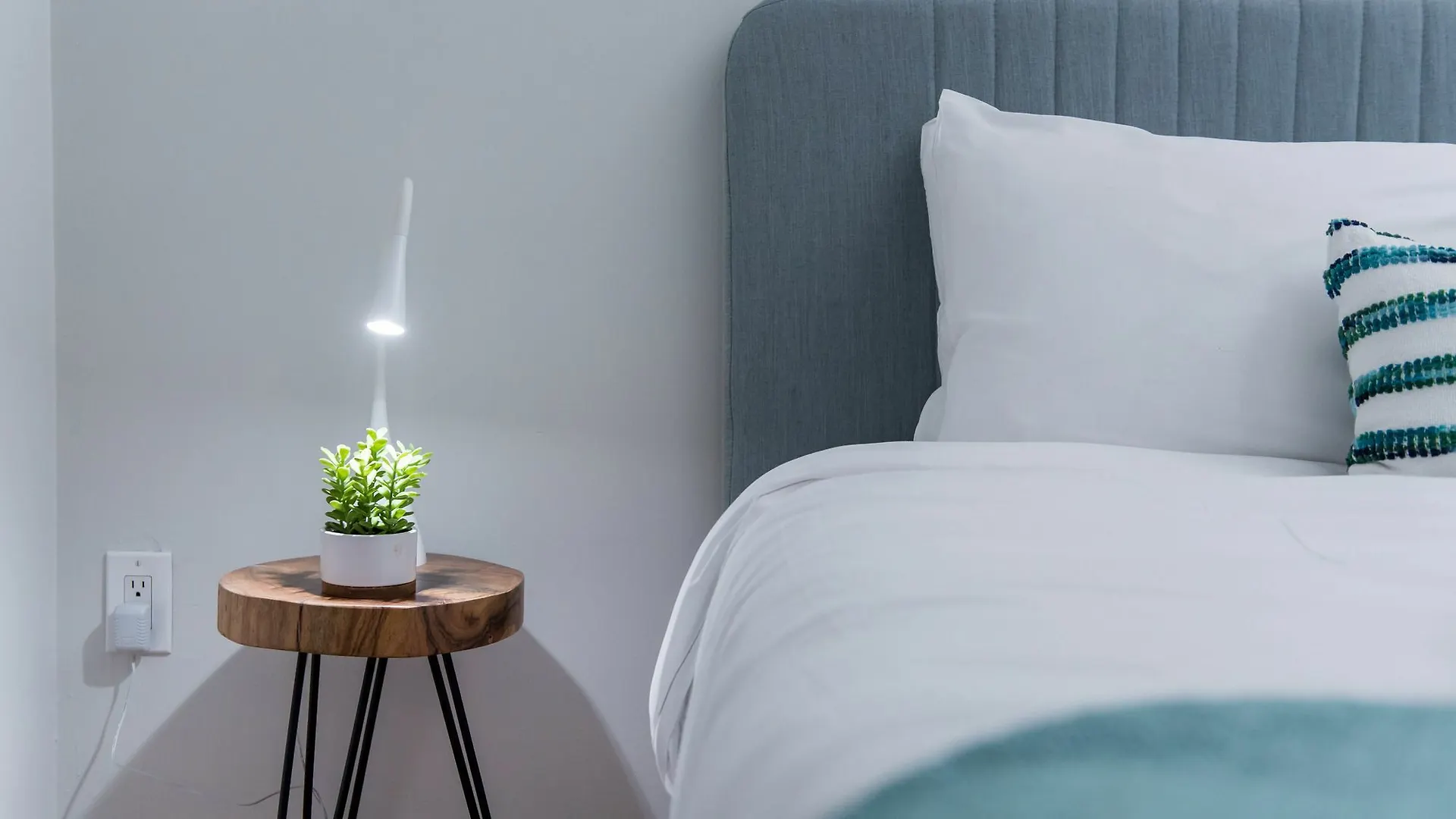 Bi-Level 3Br In Little Italy By Sonder Apartment Toronto